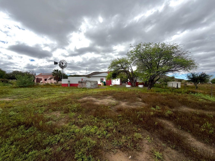 4 Bedroom Property for Sale in Merweville Western Cape